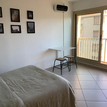 Joli Studio Proche Quartier Timone Climatise Marseille Bagian luar foto
